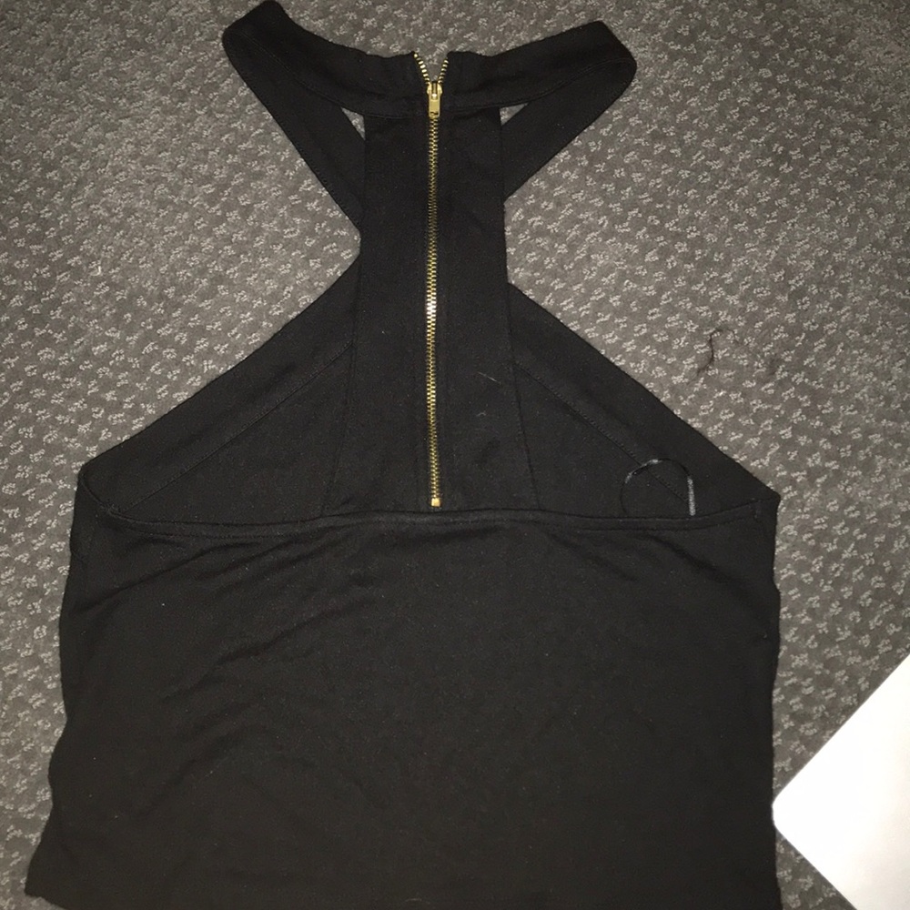 Crop top - Picture 2 of 2